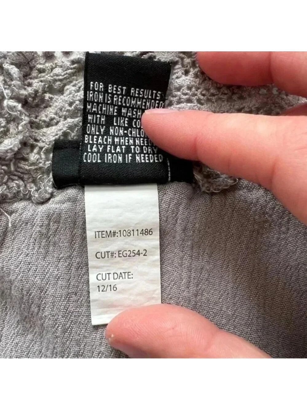 Torrid women exclusive of lace trim gray top size 1 - Picture 8 of 10